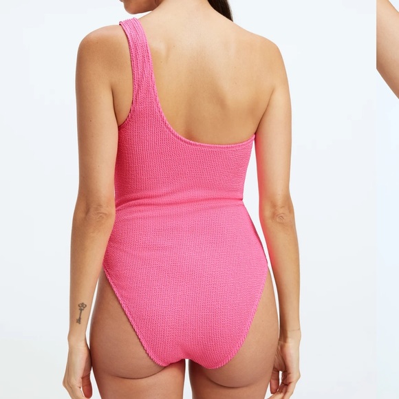 Good American Always Fits One Shoulder One piece Swim Suit - Picture 2 of 8